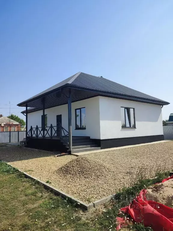 Дом в Краснодарский край, Щербиновский район, Старощербиновская ст-ца ... - Фото 1