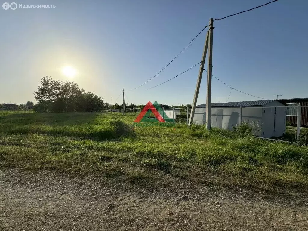 Участок в село Красносельское, Октябрьская улица (4.93 м) - Фото 2
