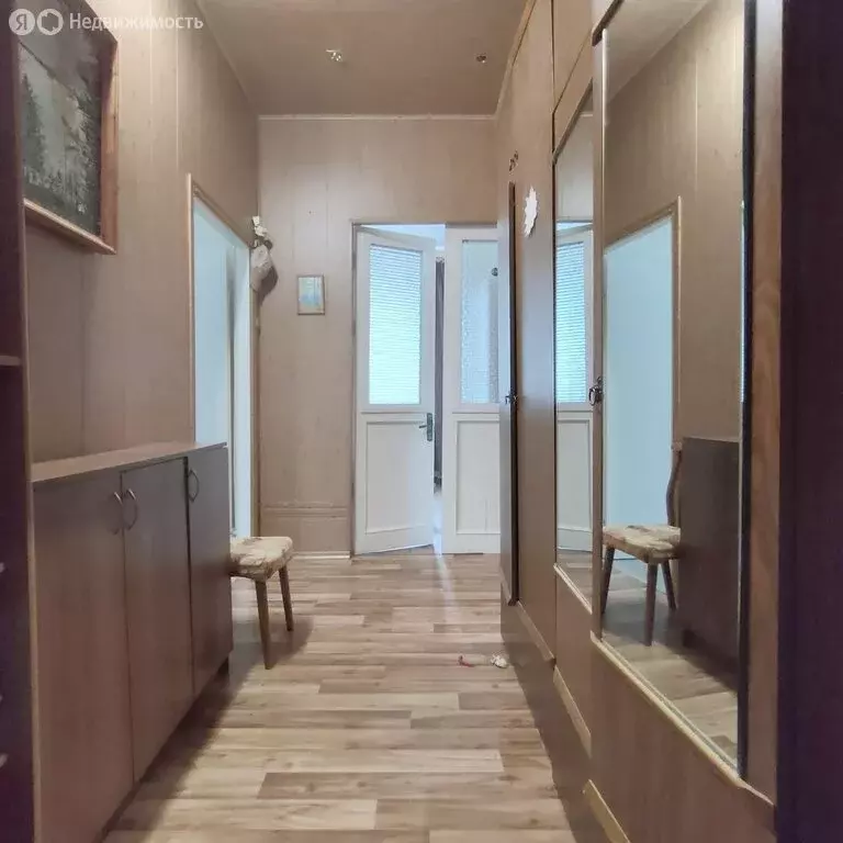 3-комнатная квартира: Петрозаводск, улица Пирогова, 4 (70.6 м) - Фото 1