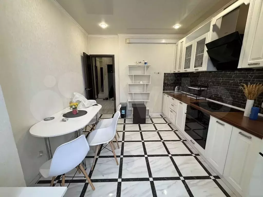 2-к. квартира, 70 м, 14/20 эт. - Фото 1