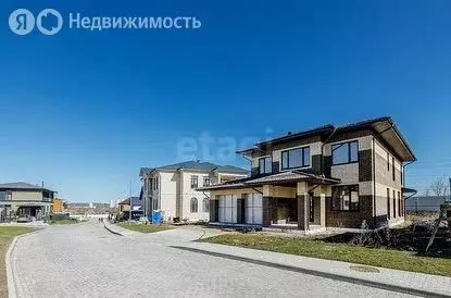 Дом в деревня Исаково, коттеджный посёлок Павловы Озёра, с1 (277 м) - Фото 0