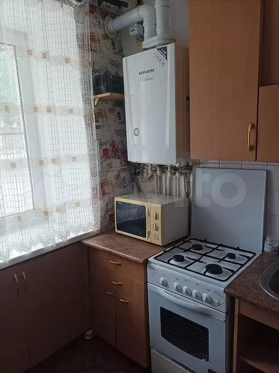 2-к. квартира, 37 м, 1/3 эт. - Фото 0