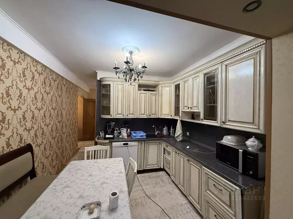 3-к кв. Дагестан, Махачкала ул. Абдуллы Гаджиева, 24 (80.0 м) - Фото 2