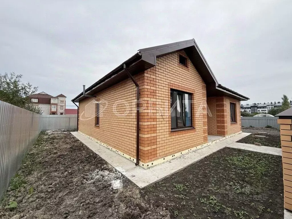 Дом в Тюменская область, Тюмень Мелиораторов мкр,  (103 м) - Фото 1