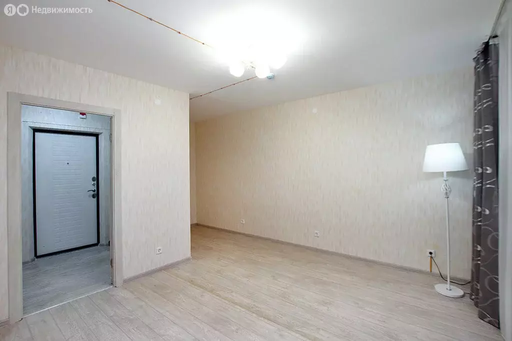 3-комнатная квартира: Пермь, улица Маяковского, 54 (65.6 м) - Фото 2