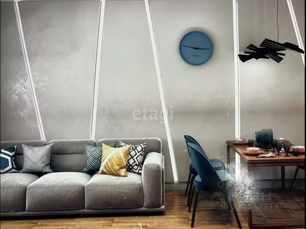 2-к кв. Тюменская область, Тюмень ул. Максима Горького, 53 (114.3 м) - Фото 1