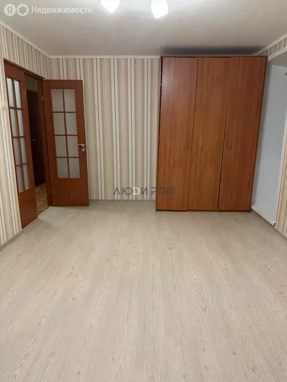 3-комнатная квартира: Сыктывкар, улица Маркова, 55 (62 м) - Фото 1