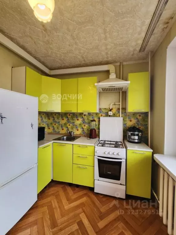 1-к кв. Чувашия, Чебоксары Юго-Западный бул., 9 (32.7 м) - Фото 1