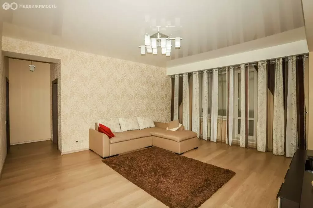 3-комнатная квартира: Иркутск, улица Александра Невского, 97/1 (118 м) - Фото 1