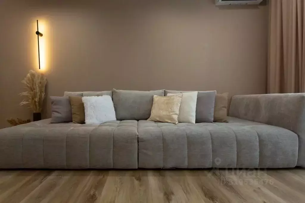 2-к кв. Липецкая область, Липецк Октябрьская ул., 7 (70.0 м) - Фото 2