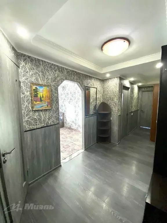 Продается 3-комнатная квартира - Фото 1