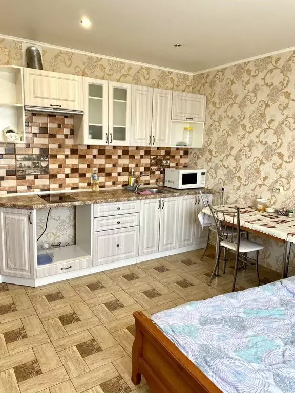 Студия Калужская область, Калуга Хрустальная ул., 44к3 (24.0 м) - Фото 0