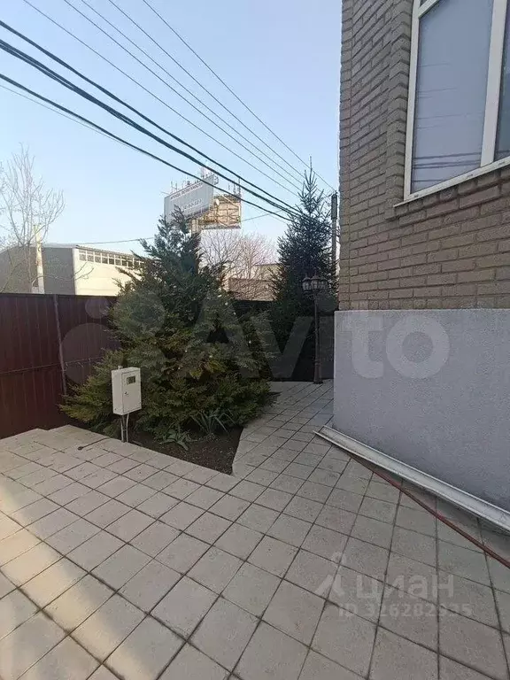 Дом в Краснодарский край, Краснодар ул. Силантьева, 48 (434 м) - Фото 2