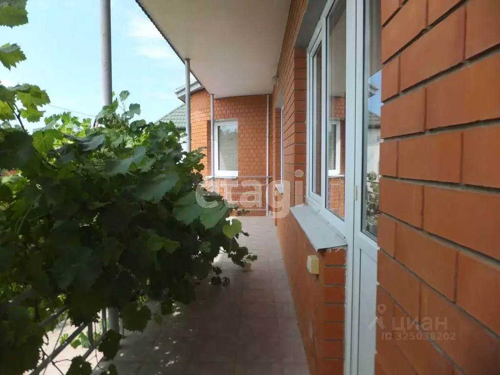 Дом в Краснодарский край, Геленджик Микрорайон Тонкий мыс,  (330 м) - Фото 2