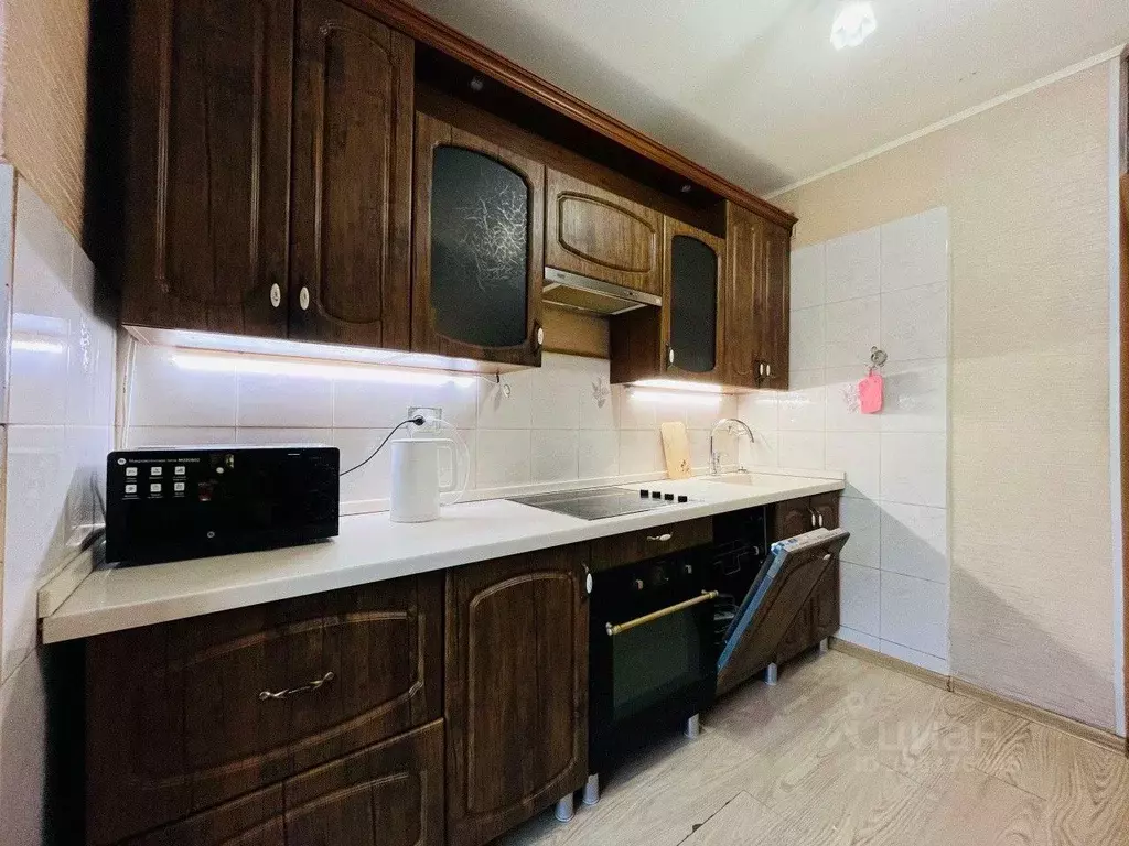 2-к кв. Свердловская область, Екатеринбург ул. Машинная, 10 (48.0 м) - Фото 1