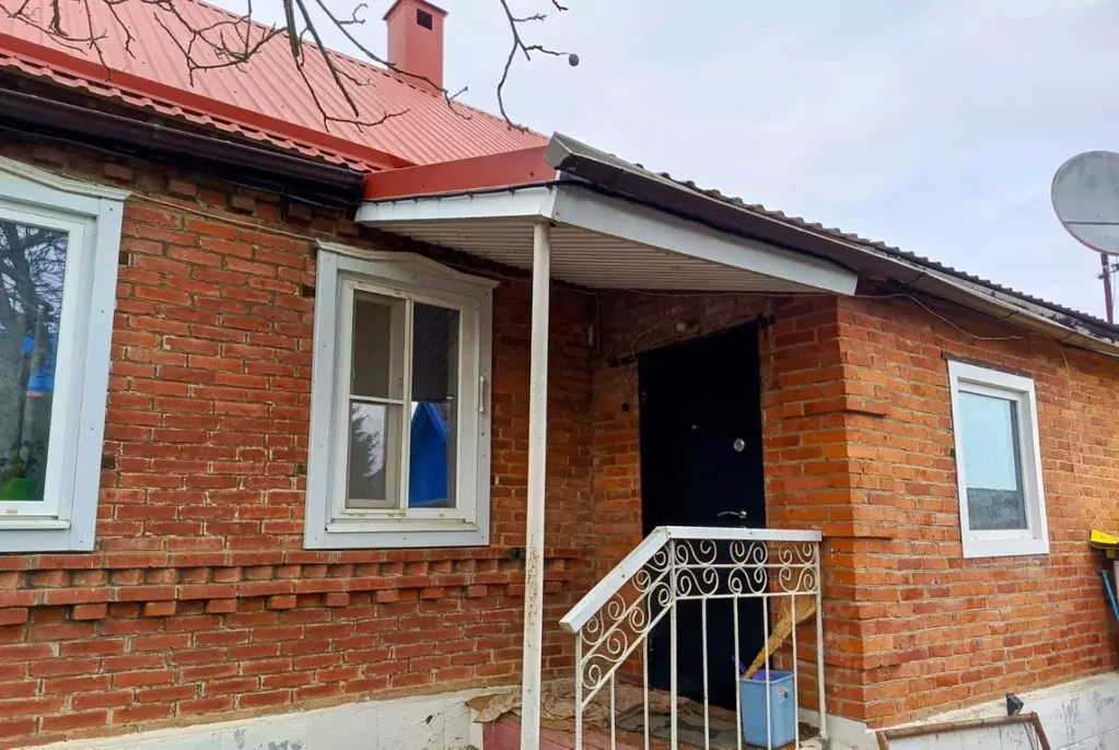 Дом в Краснодарский край, Хадыженск Апшеронский район, ул. ... - Фото 1