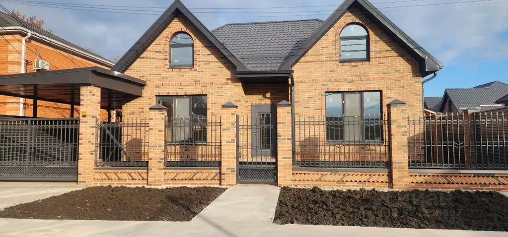 Дом в Краснодарский край, Краснодар проезд 2-й Куликова Поля (180 м) - Фото 1