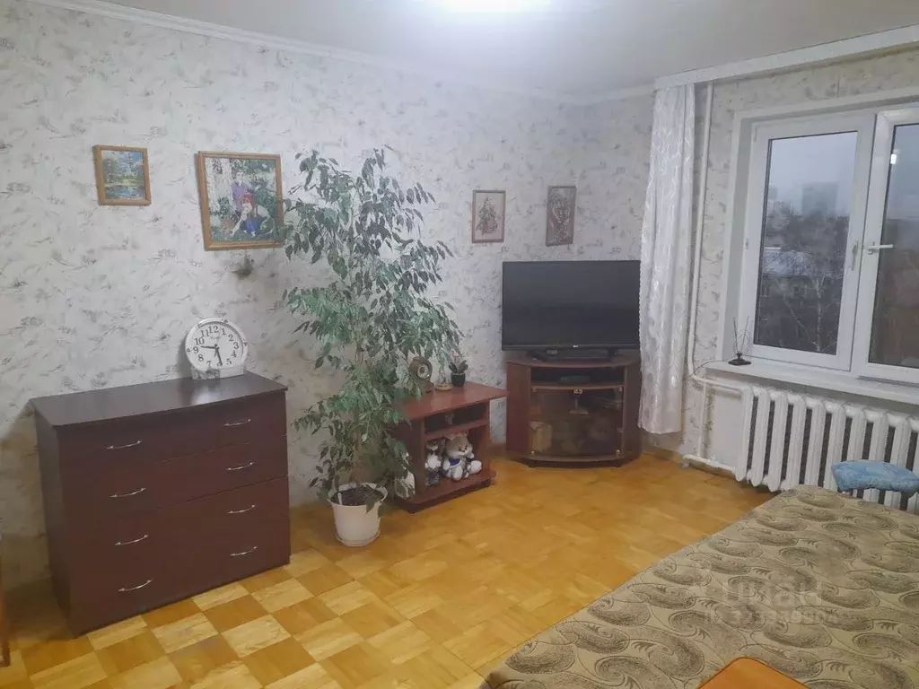 1-к кв. Удмуртия, Ижевск ул. 10 лет Октября, 20 (28.5 м) - Фото 1