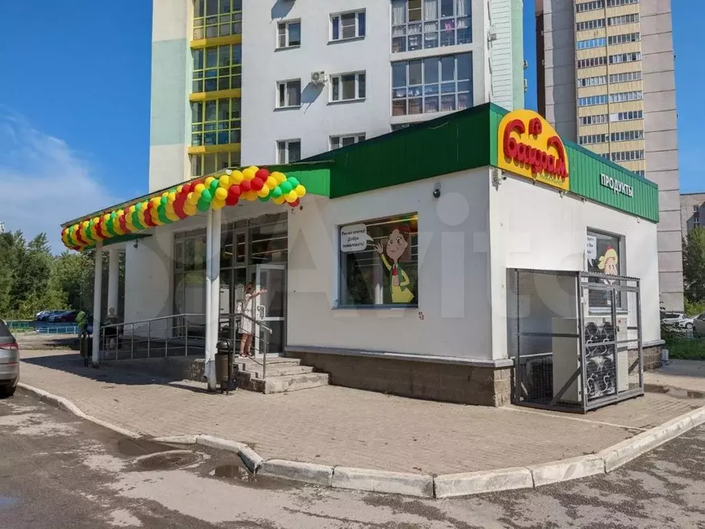 Продажа торговое помещение по адресу: ул. Набережная Моторостроителей, ... - Фото 1