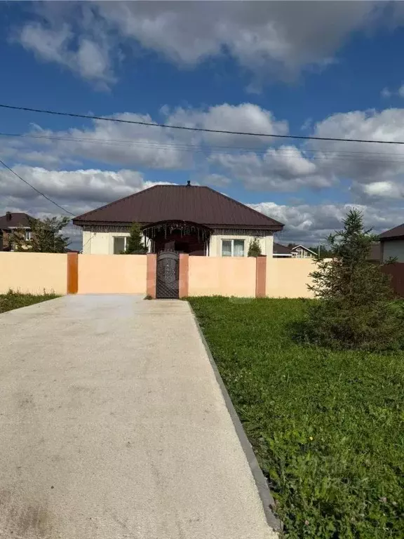 Дом в Башкортостан, Уфа городской округ, с. Нагаево ул. ... - Фото 1