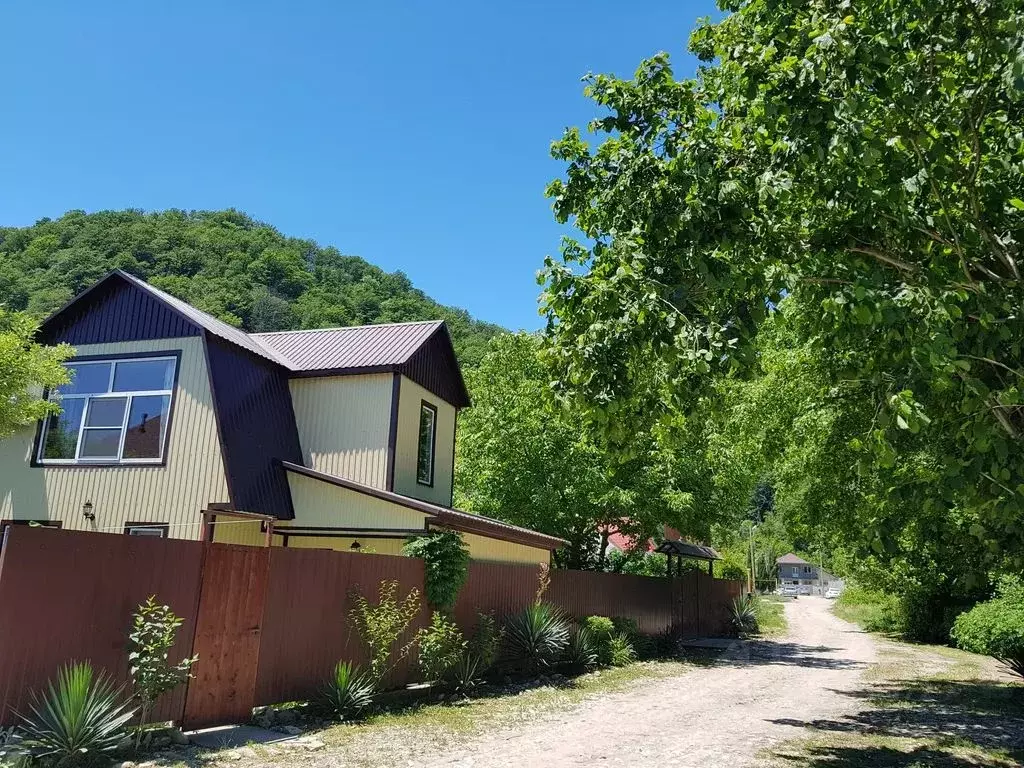Дом в Краснодарский край, Туапсинский муниципальный округ, Агуй-Шапсуг ... - Фото 1