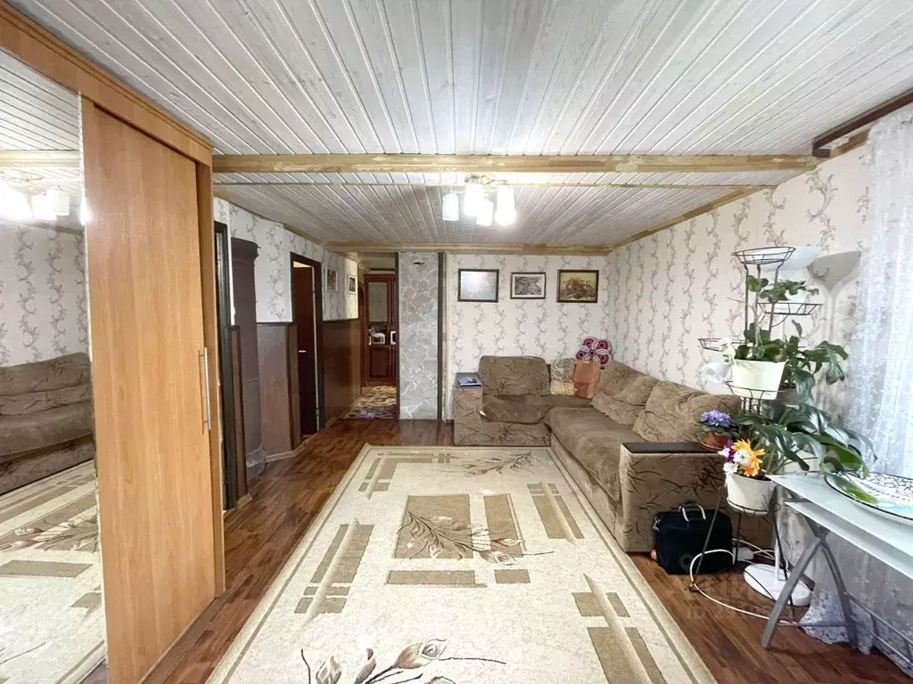 Дом в Новгородская область, Валдай ул. Радищева (80 м) - Фото 1