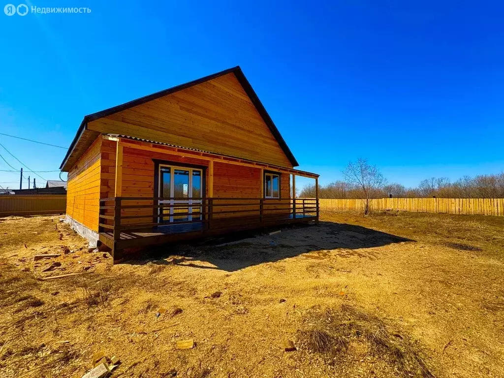 Дом в село Урик, Белая улица (140 м) - Фото 2