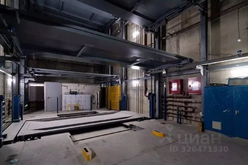 Гараж в Санкт-Петербург 15-я Васильевского острова линия, 84 (17 м) - Фото 2