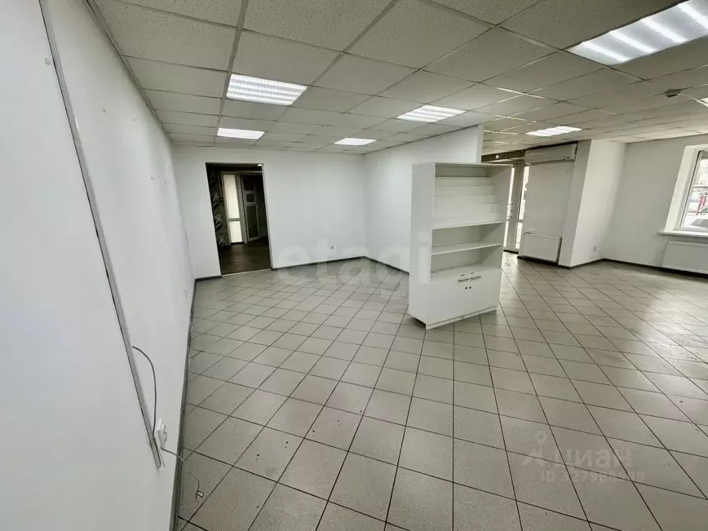 Помещение свободного назначения в Воронежская область, Воронеж бул. ... - Фото 2