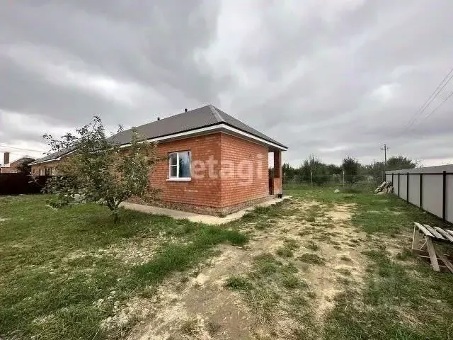 Дом в Краснодарский край, Ейский район, с. Кухаривка  (75 м) - Фото 1