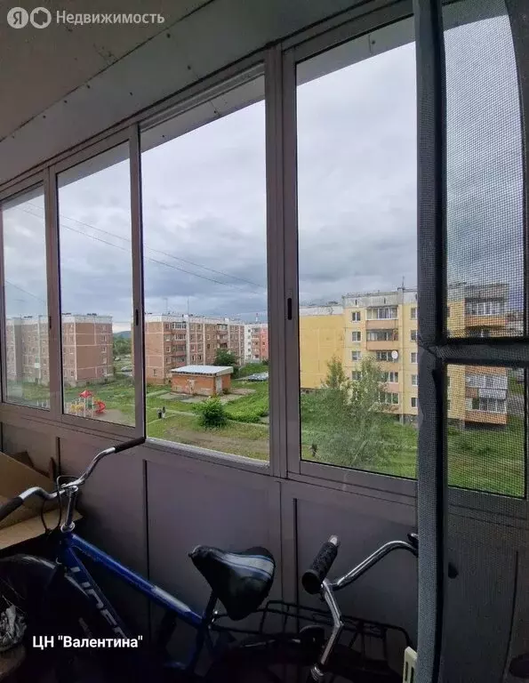 2-комнатная квартира: Мыски, микрорайон Притомский, 18-й квартал, 1 ... - Фото 0