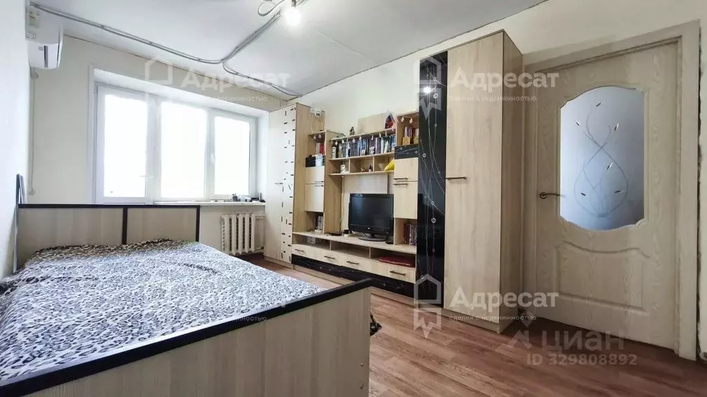 3-к кв. Волгоградская область, Волгоград ул. Гвоздкова, 12 (49.7 м) - Фото 2