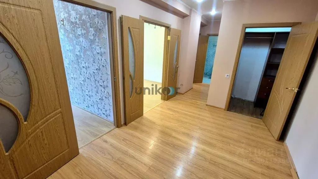 2-к кв. Башкортостан, Уфа Российская ул., 25 (68.1 м) - Фото 1