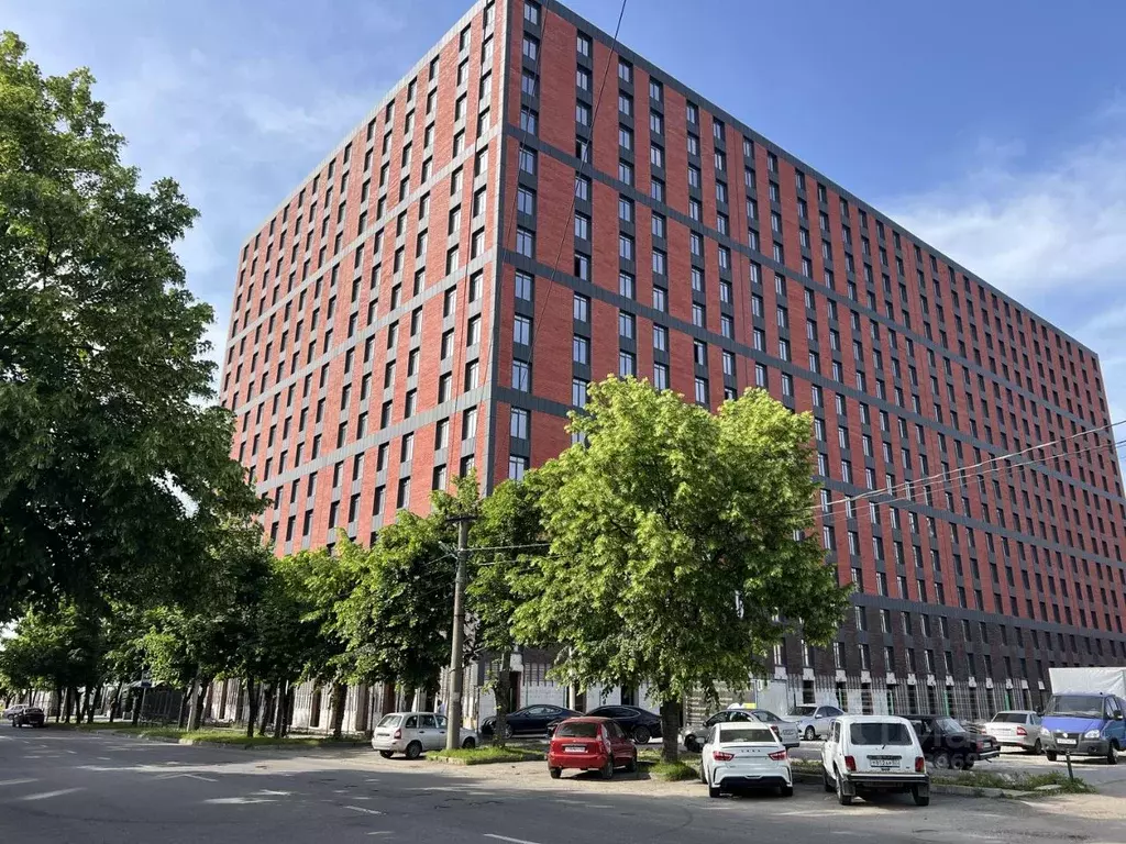 2-к кв. Кабардино-Балкария, Нальчик ул. Байсултанова, 35А (60.73 м) - Фото 1