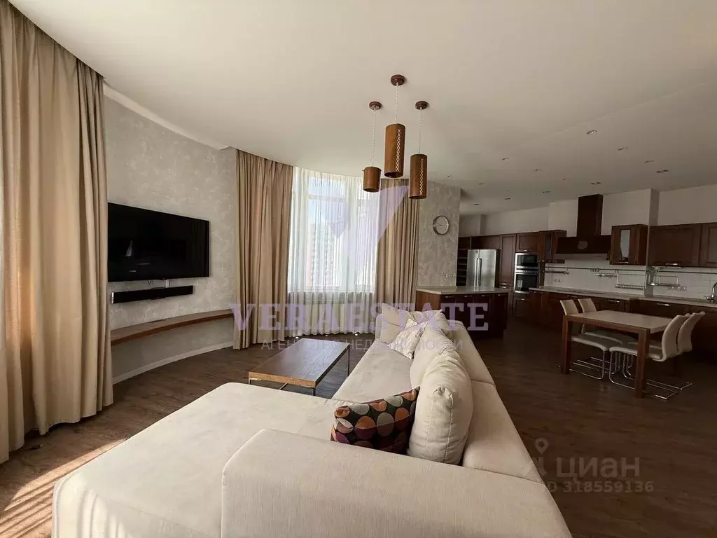 3-к кв. Новосибирская область, Новосибирск ул. Кирова, 25 (105.5 м) - Фото 1