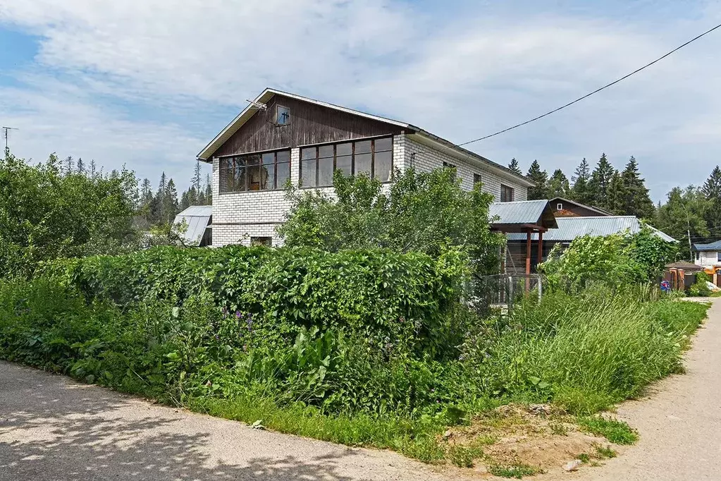 Дом 222,5 м на участке 6,8 сот. - Фото 1