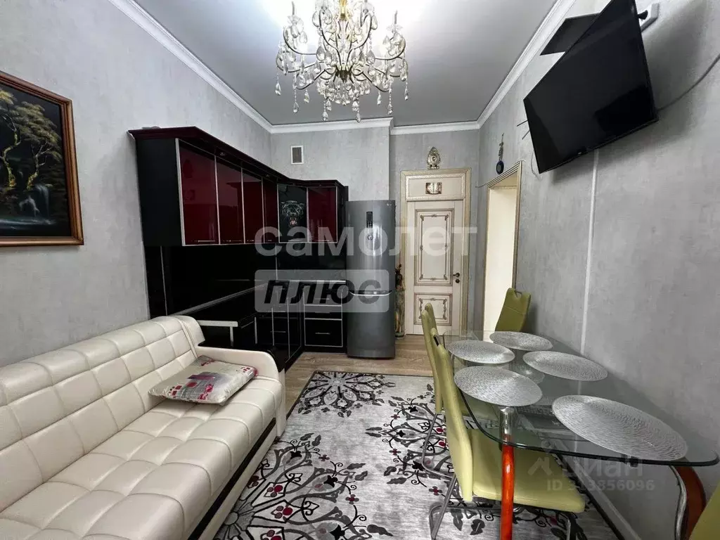 2-к кв. Дагестан, Махачкала ул. Юсупа Акаева, 25А (55.0 м) - Фото 0