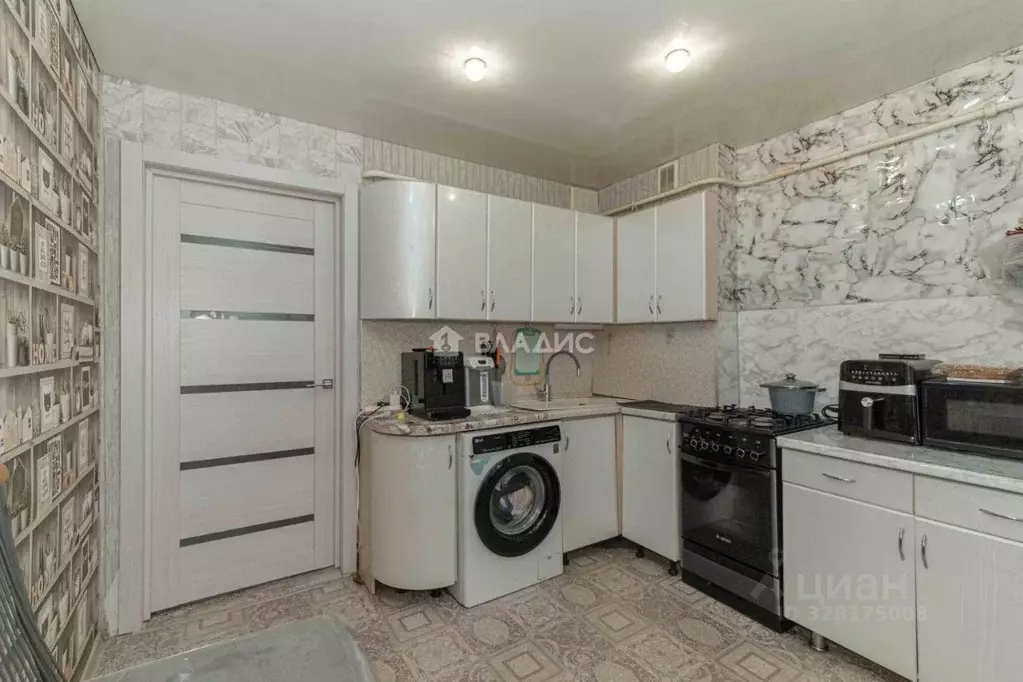 3-к кв. Владимирская область, Радужный 3-й кв-л, 11 (63.2 м) - Фото 1