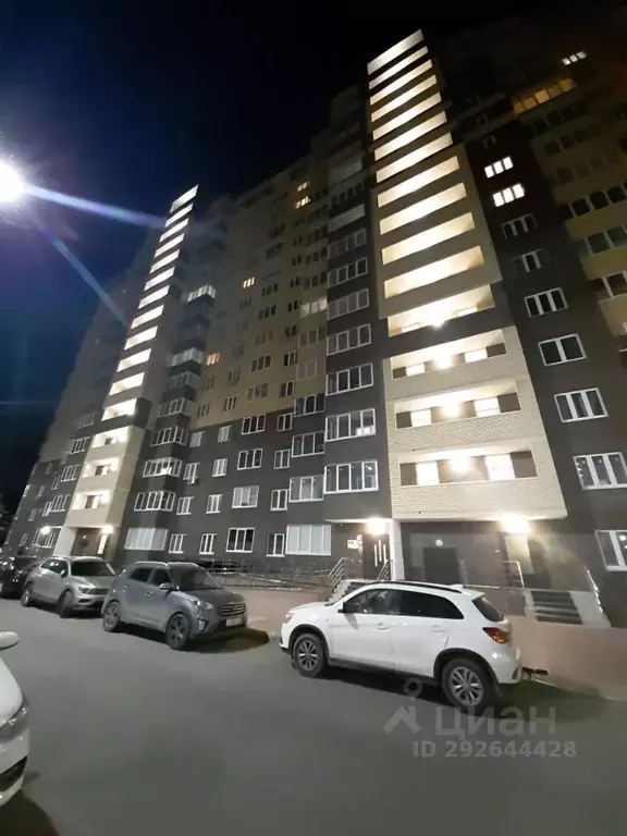 Студия Тульская область, Тула ул. Конструктора Грязева, 8 (28.8 м) - Фото 1