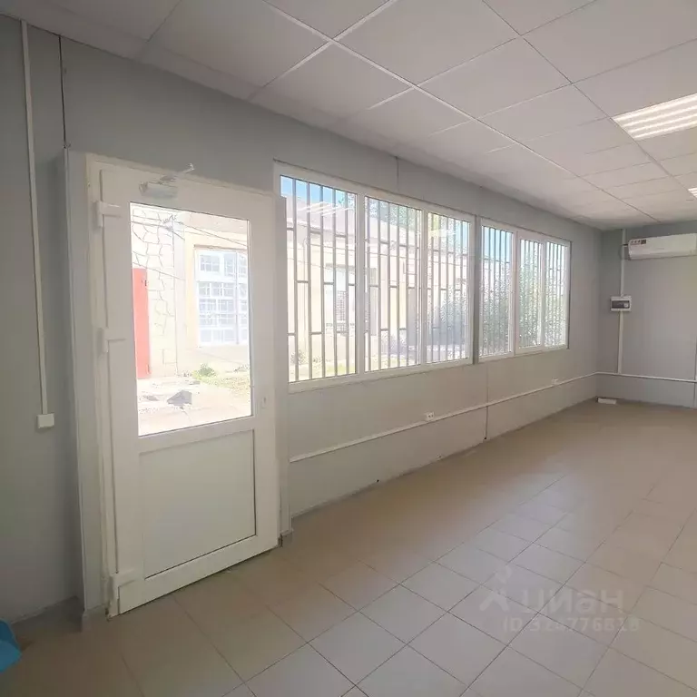 Торговая площадь в Ростовская область, Мясниковский район, Калинин ... - Фото 2