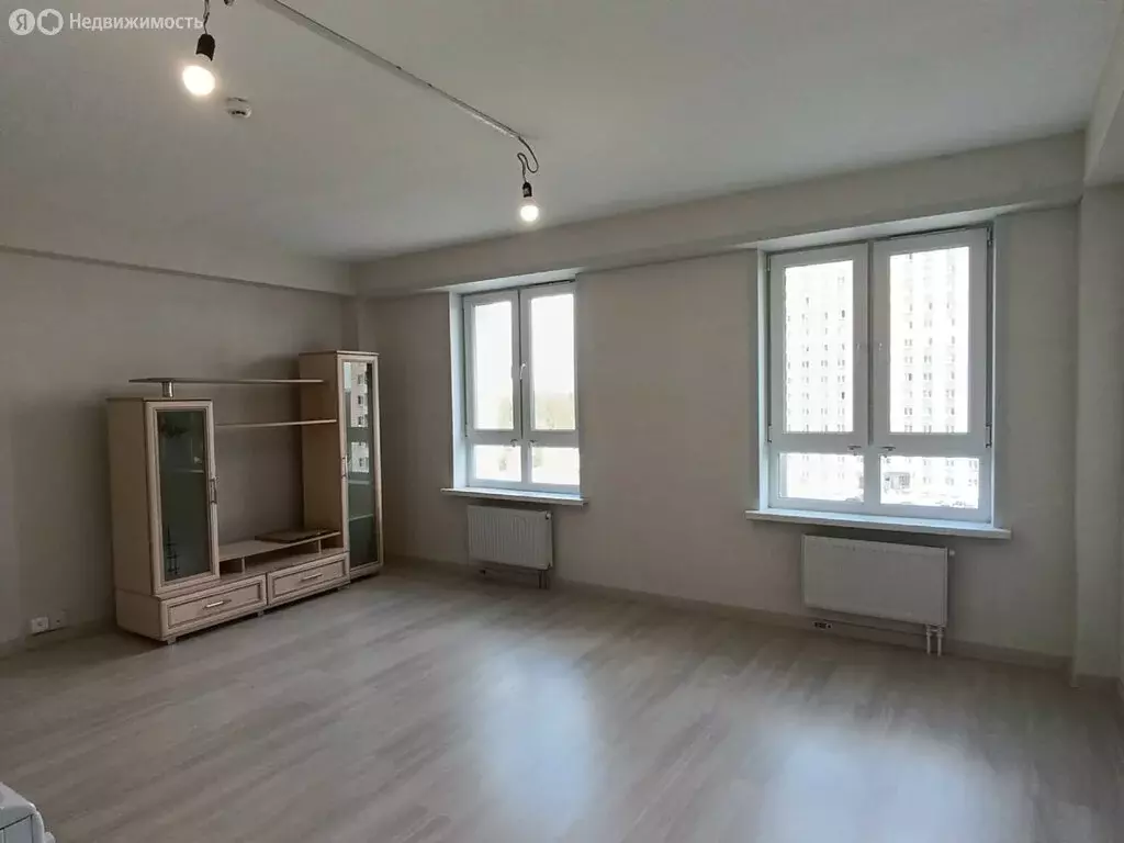 Квартира-студия: Киров, улица Энтузиастов, 54 (31.6 м) - Фото 0