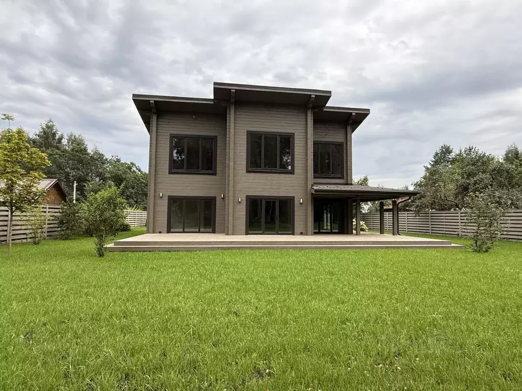 Коттедж в Тверская область, Конаковский муниципальный округ, д. Узкол  ... - Фото 2