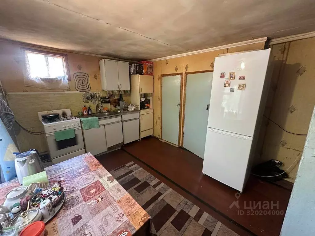 Дом в Оренбургская область, пос. Переволоцкий ул. Геологов, 17 (63 м) - Фото 1