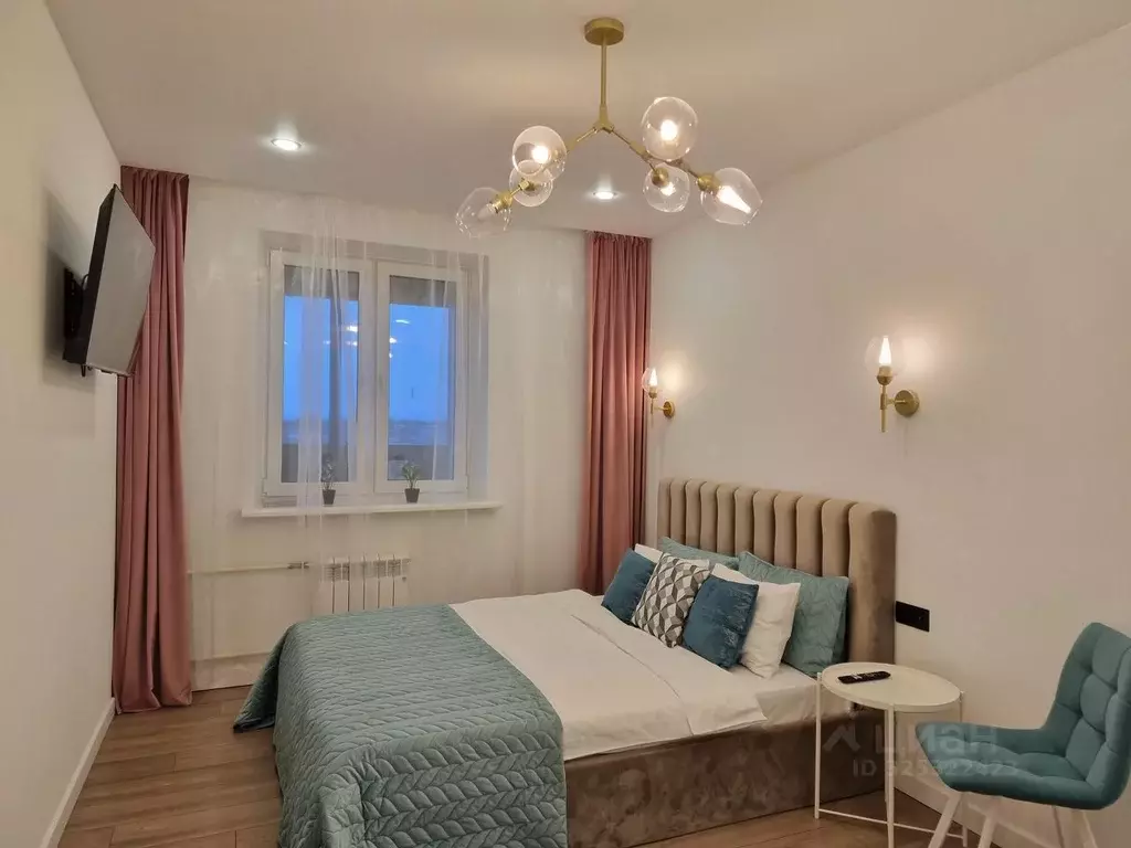 1-к кв. Ленинградская область, Гатчина ул. Хохлова, 8 (46.0 м) - Фото 1