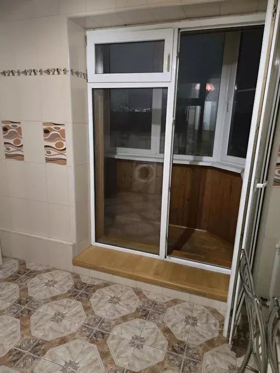 2-к кв. Курская область, Курск ул. Гайдара, 11 (59.0 м) - Фото 2