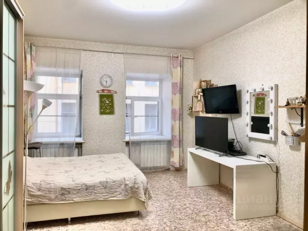 2-к кв. Санкт-Петербург 11-я Васильевского острова линия, 48 (63.4 м) - Фото 1