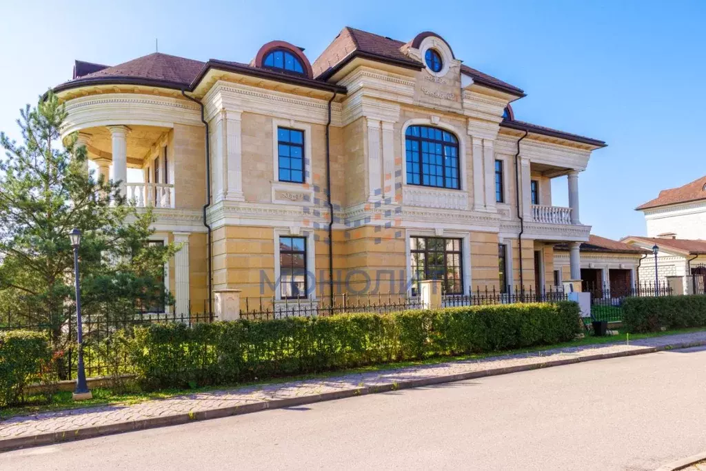 Коттедж в Москва № 151 кв-л, 53 (758 м) - Фото 1