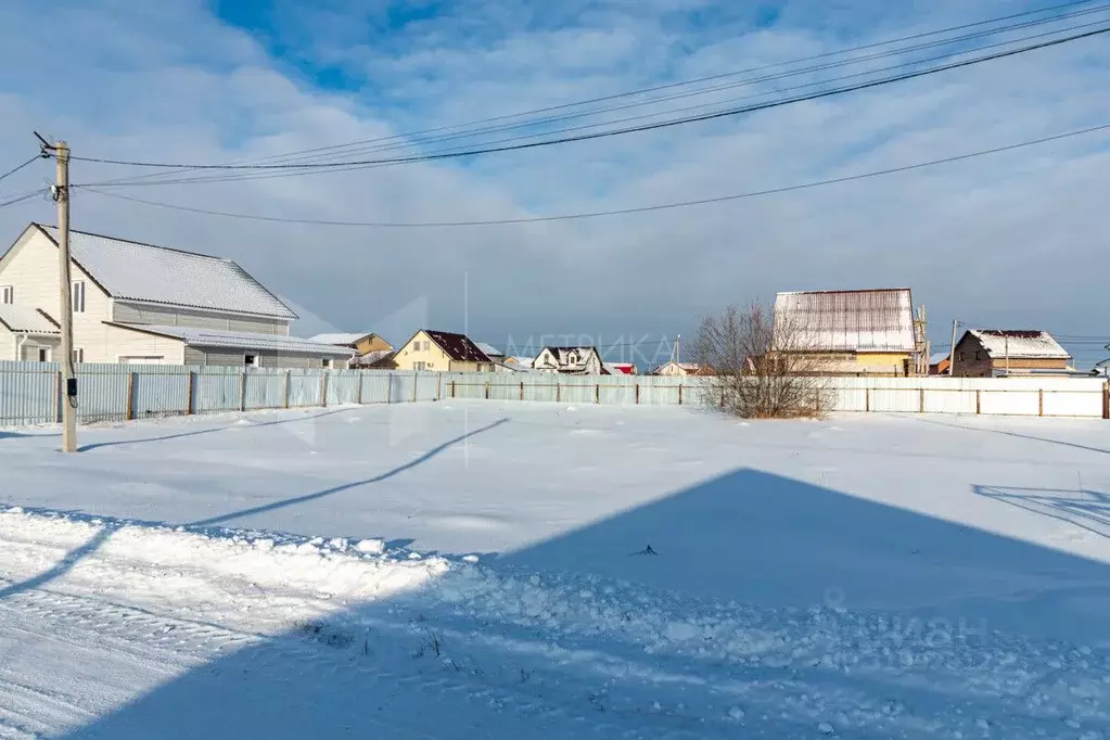 Участок в Тюменская область, Тюменский район, д. Есаулова ул. Мостовая ... - Фото 0