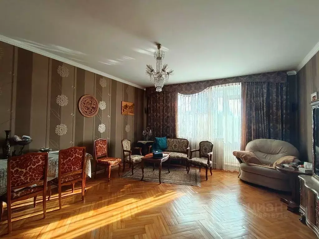 Дом в Севастополь ул. Пластунская, 190 (500 м) - Фото 1