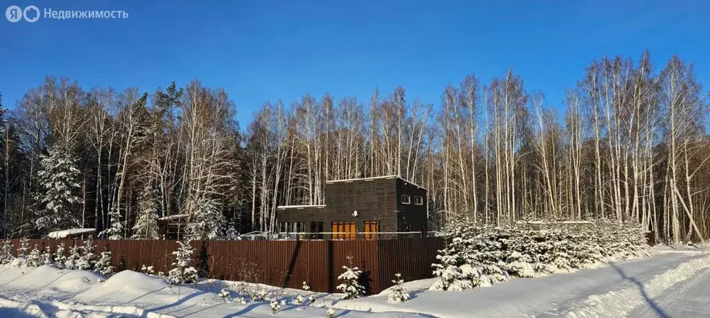 Дом в Свердловская область, посёлок городского типа Белоярский (140 м) - Фото 0